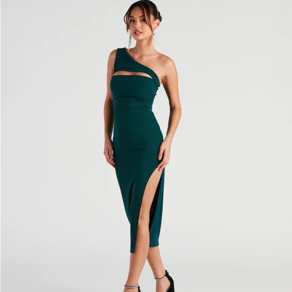 Klaire Formal Crepe Midi Dress